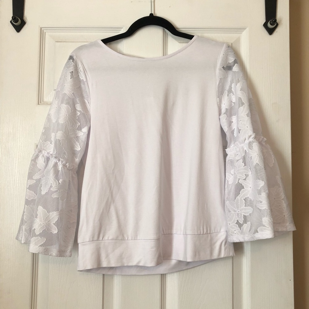 Bell sleeve white blouse NWT